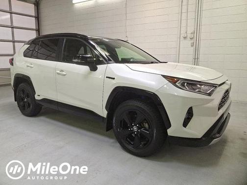 2021 Toyota RAV4 Hybrid SE