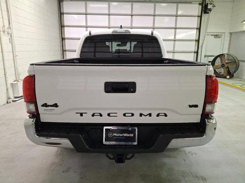 2022 Toyota Tacoma SR5