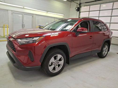 Pearl 2023 Toyota RAV4 XLE