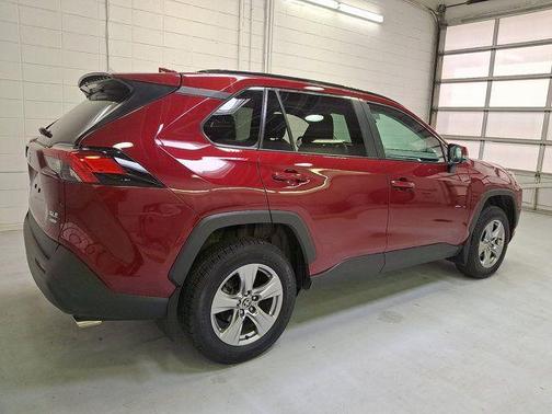 Pearl 2023 Toyota RAV4 XLE