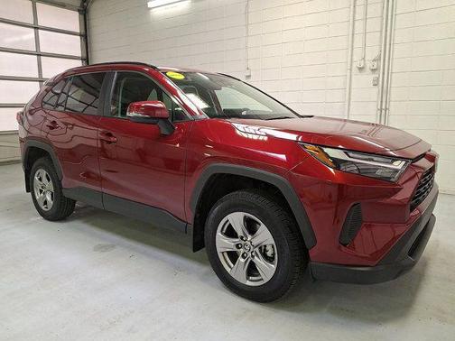 Pearl 2023 Toyota RAV4 XLE