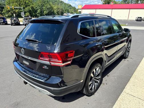 2019 Volkswagen Atlas 3.6L SEL Premium