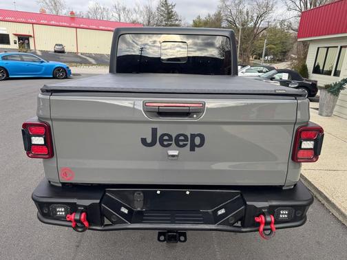 2020 Jeep Gladiator Sport S