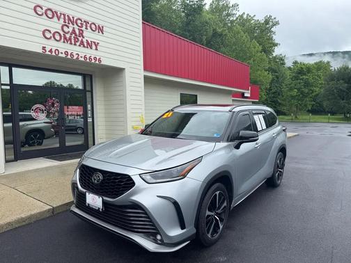 Celestial Silver Metallic 2021 Toyota Highlander XSE