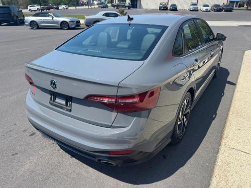 2022 Volkswagen Jetta GLI 2.0T Autobahn