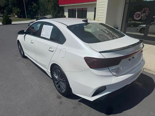 Snow White Pearl 2023 Kia Forte GT-Line