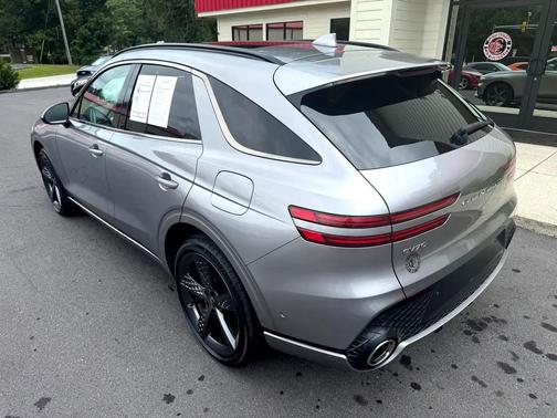 2022 Genesis GV70 2.5T AWD