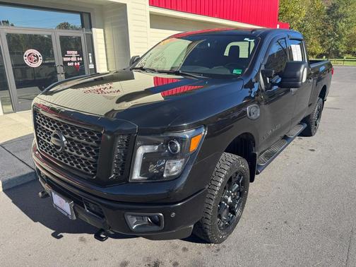 2018 Nissan Titan XD SV