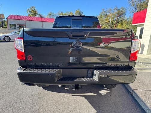 2018 Nissan Titan XD SV