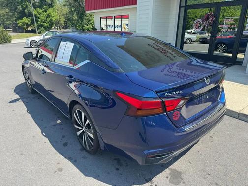 Deep Blue Pearl 2021 Nissan Altima SR FWD
