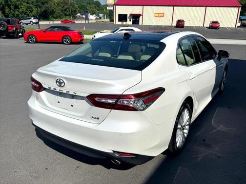 2018 Toyota Camry XLE