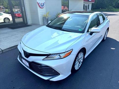 2018 Toyota Camry XLE