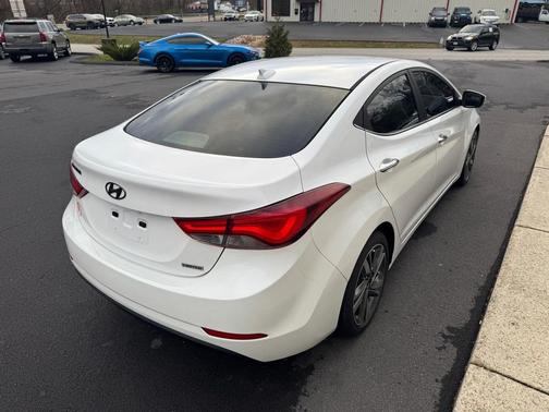 2015 Hyundai ELANTRA Limited