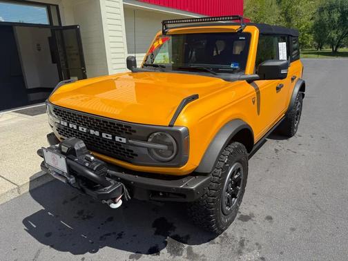Cyber Orange Metallic Tricoat 2021 Ford Bronco Badlands
