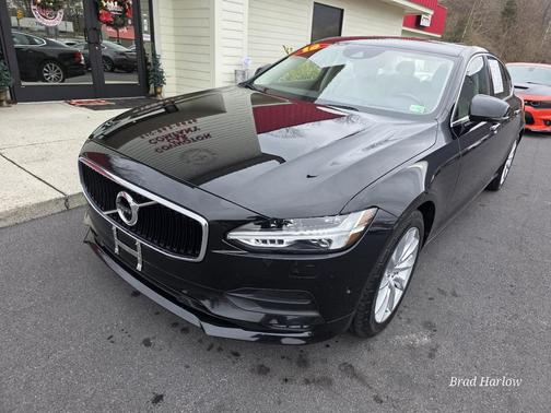 2018 Volvo S90 T6 Momentum