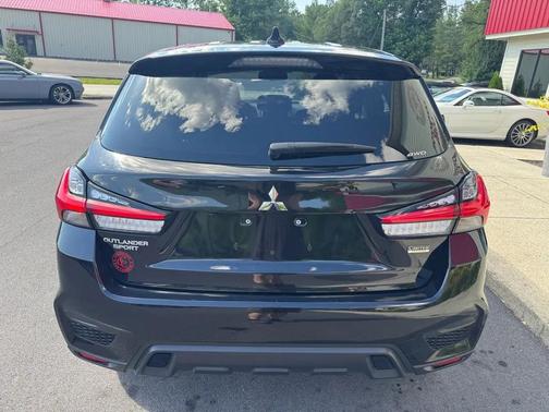 Labrador Black Pearl 2024 Mitsubishi Outlander Sport 2.0 LE