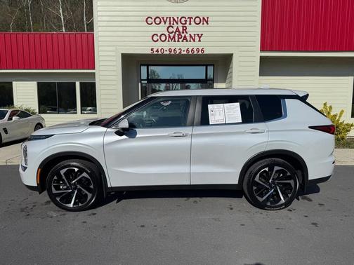 White Diamond 2024 Mitsubishi Outlander SE 2.5 S-AWC