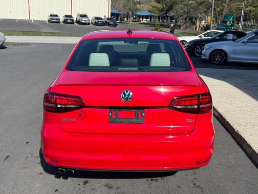 2016 Volkswagen Jetta 1.8T Sport