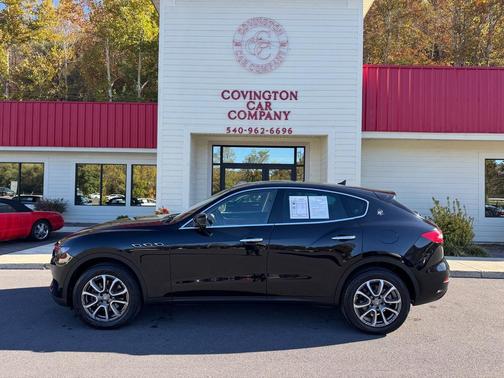2017 Maserati Levante Base