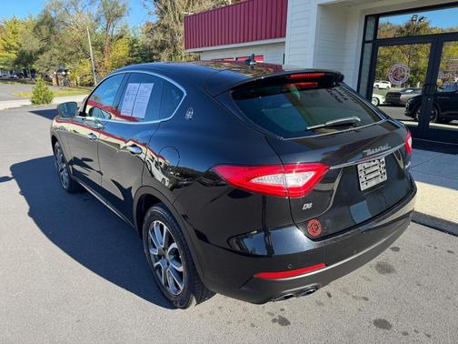 2017 Maserati Levante Base