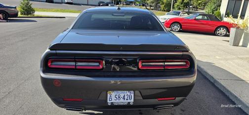 2022 Dodge Challenger SXT