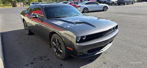 2022 Dodge Challenger SXT