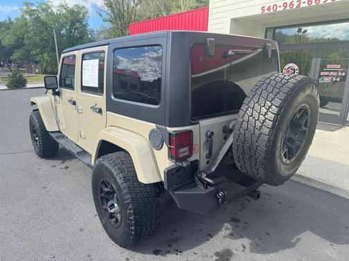 Gobi Clearcoat 2017 Jeep Wrangler Unlimited Sport