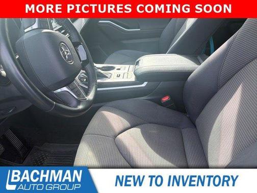 Celestial Silver Metallic 2020 Toyota Highlander LE