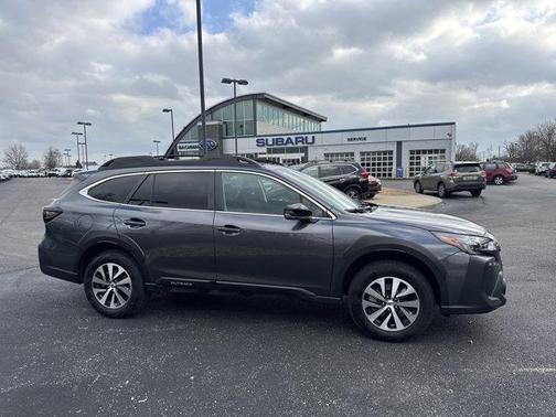 2025 Subaru Outback Premium