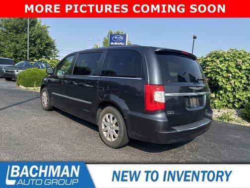 2014 Chrysler Town & Country Touring