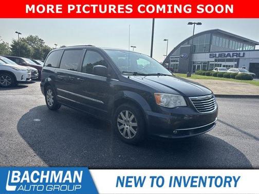2014 Chrysler Town & Country Touring