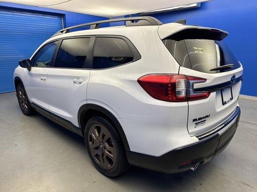 2025 Subaru Ascent Limited Bronze Edition