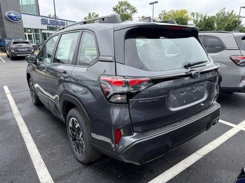 Magnetite Gray Metallic 2026 Subaru Forester