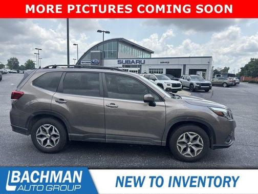 Brilliant Bronze Metallic 2022 Subaru Forester Premium