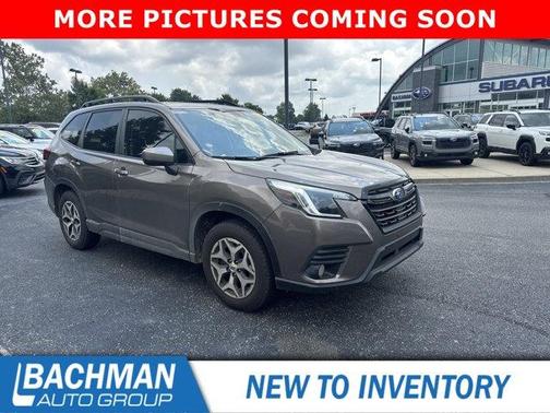 Brilliant Bronze Metallic 2022 Subaru Forester Premium