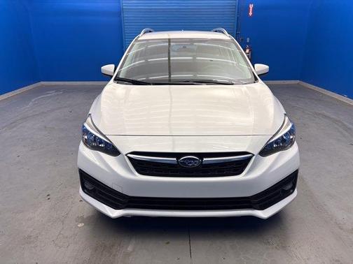 Crystal White Pearl 2023 Subaru Impreza Premium