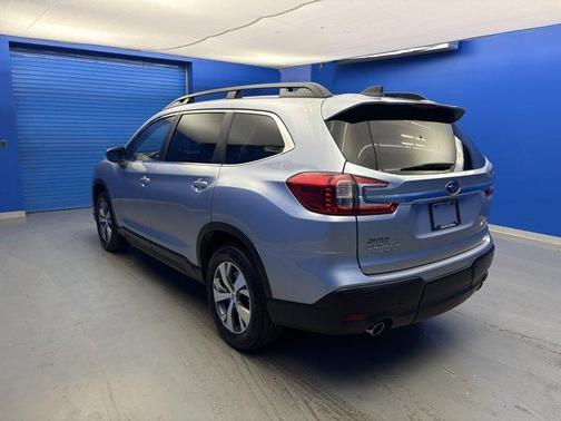 Ice Silver Metallic 2025 Subaru Ascent Premium