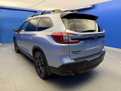 Ice Silver Metallic 2025 Subaru Ascent Onyx Edition Touring