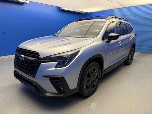 Ice Silver Metallic 2025 Subaru Ascent Onyx Edition Touring