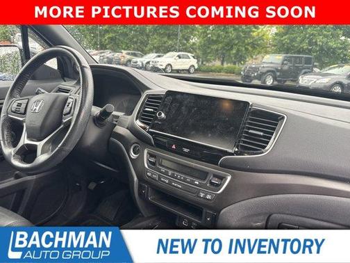 Crystal Black Pearl 2024 Honda Ridgeline TrailSport