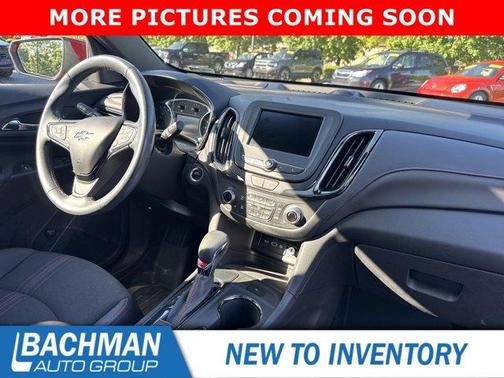Cherry Red Tintcoat 2022 Chevrolet Equinox RS
