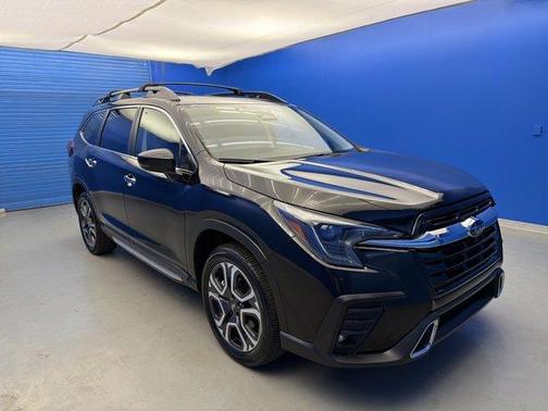 Crystal Black Pearl 2025 Subaru Ascent Touring