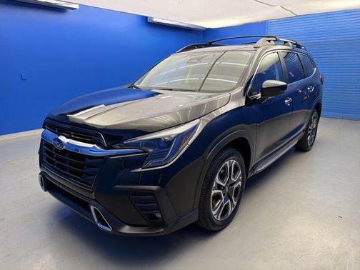 Crystal Black Pearl 2025 Subaru Ascent Touring