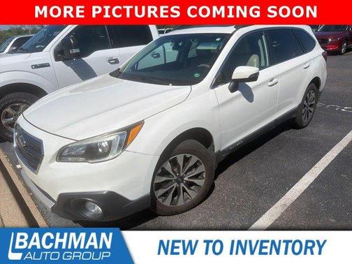White 2017 Subaru Outback 3.6R Limited