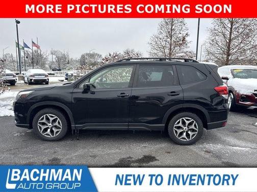 2023 Subaru Forester Premium