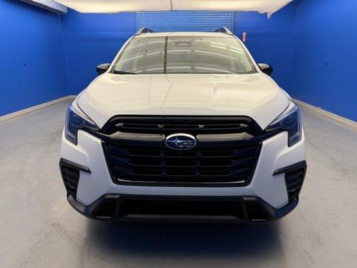 Crystal White Pearl 2025 Subaru Ascent Onyx Edition Touring