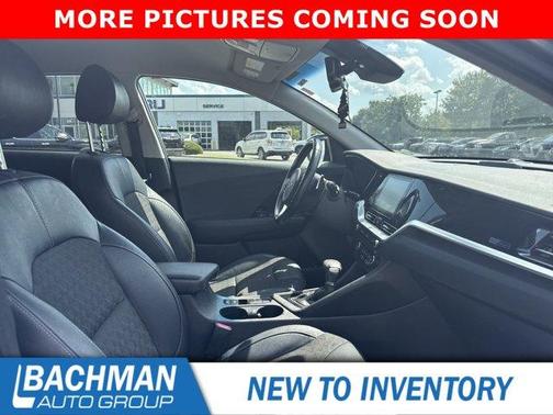 Graphite Gray 2022 Kia Niro Plug-In Hybrid EX