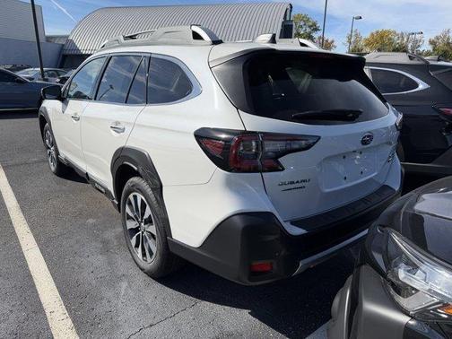 2025 Subaru Outback Touring XT