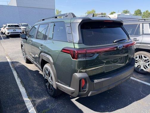 Deep Emerald Green 2026 Subaru Outback Touring XT