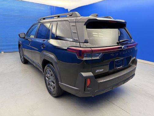 Crystal Black Pearl 2026 Subaru Outback Premium